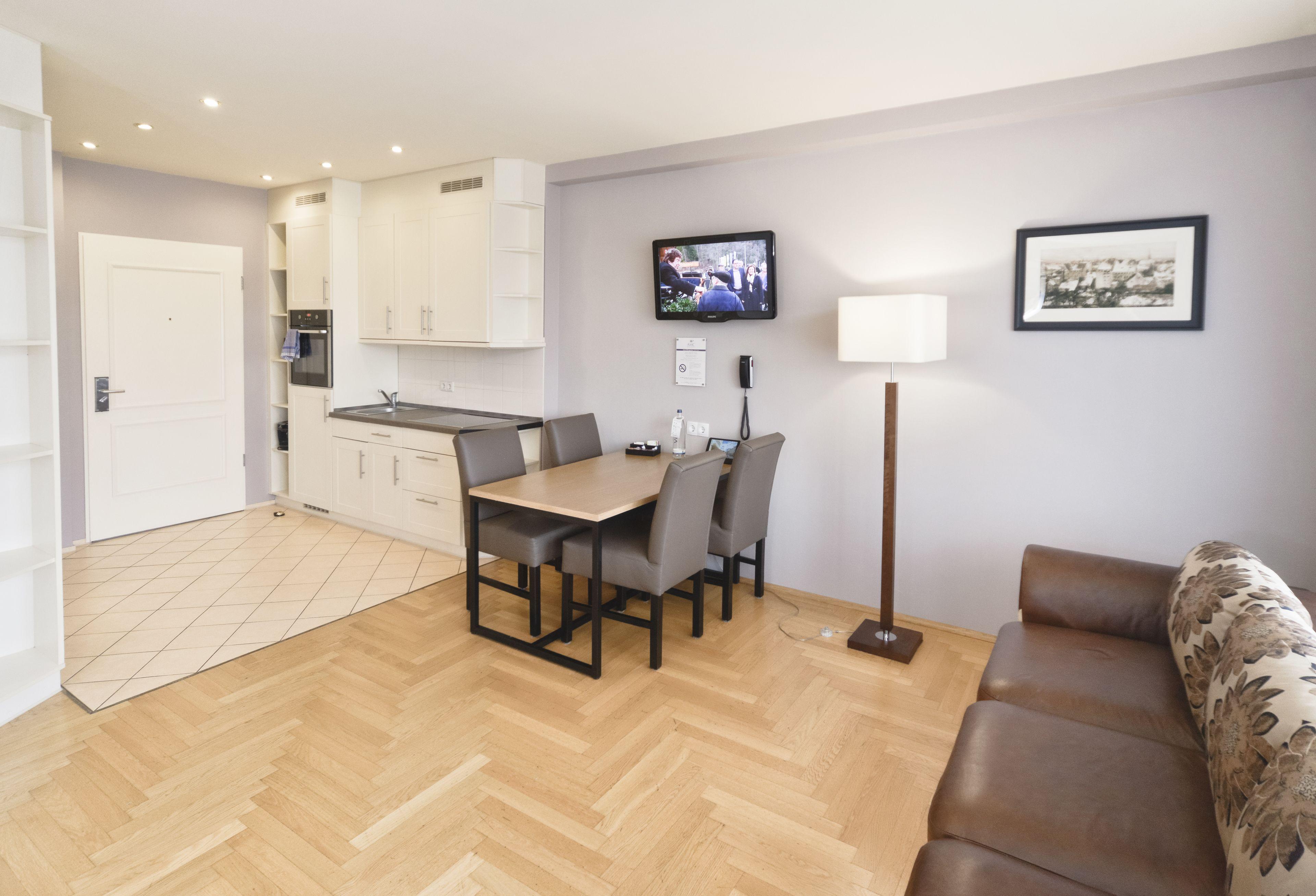 Youth Apartments - Ku'Damm — Photos 2